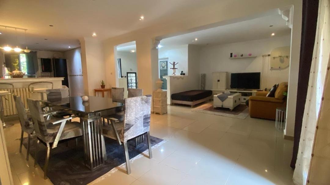 Duplex T3 Bien Situe Apartment Annaba Exterior photo
